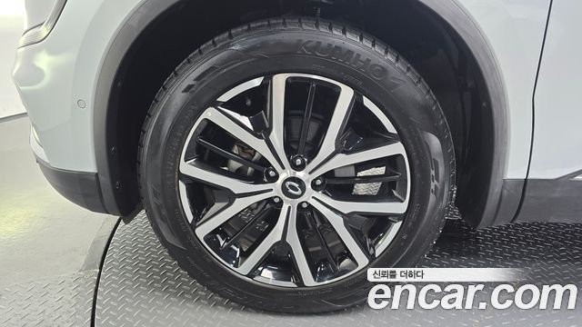 Renault Samsung QM6 Новый 2.0 LPe RE Signature 2WD - фото 4