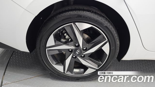 Hyundai Avante CN7 1.6 Inspiration - фото 4