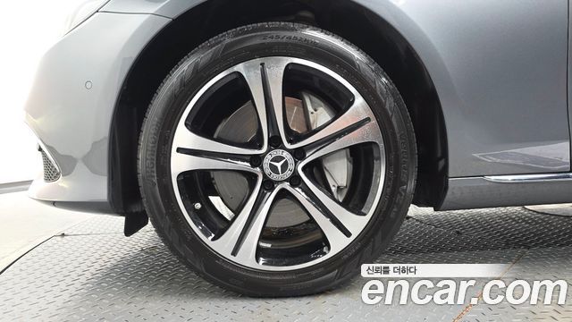 Mercedes-Benz E-Class W213 E300 Exclusive - фото 3