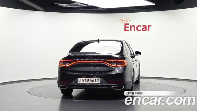 Hyundai Grandeur IG, гибрид Exclusive - фото 3