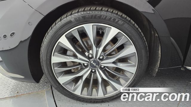 Kia K8 2.5 Gasoline 2WD Signature - фото 4