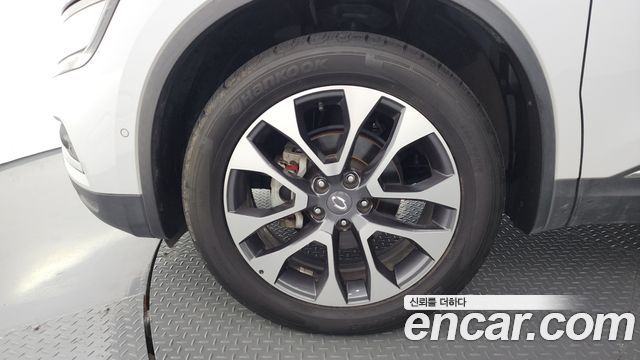 Renault Samsung QM6 Gasoline 2WD RE Signature - фото 4