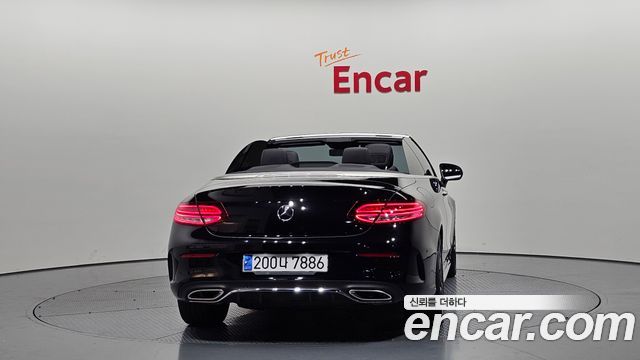 Mercedes-Benz C-Class W205 C200 Cabriolet - фото 3