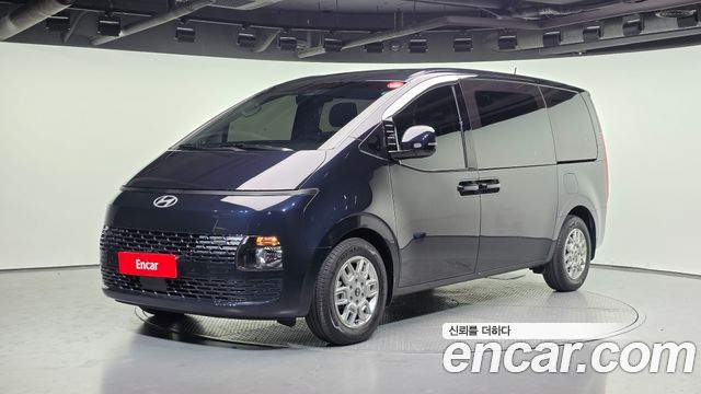 Hyundai Staria HEV 1.6 Cargo 5-Seater Modern - фото 0