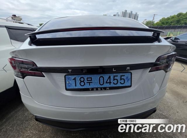 Tesla Model X AWD - фото 2