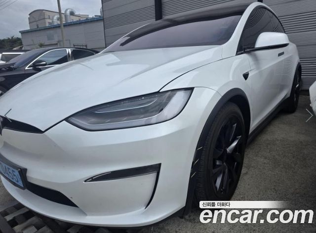 Tesla Model X AWD - фото 3