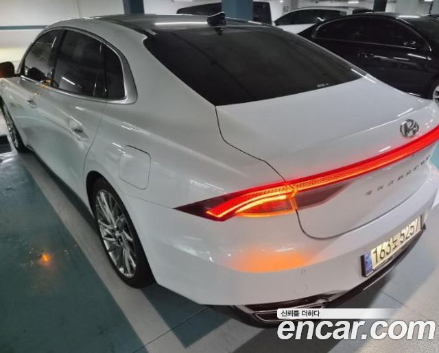 Hyundai Grandeur Новый IG 2.5 Calligraphy - фото 1