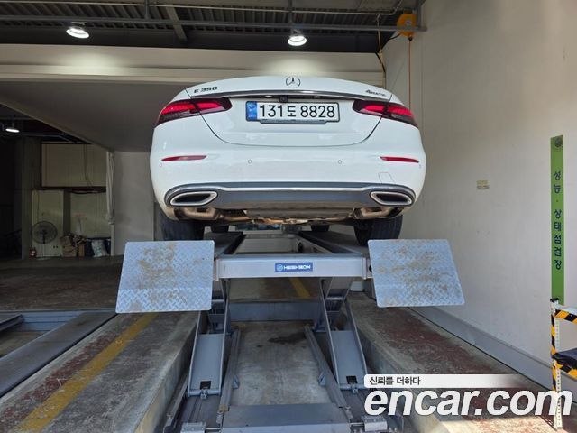 Mercedes-Benz E-Class W213 E350 4MATIC Avantgarde - фото 1