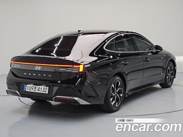 Hyundai Sonata DN8 2.0 Exclusive - фото 1