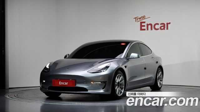 Tesla Model 3 Long Range AWD - фото 0