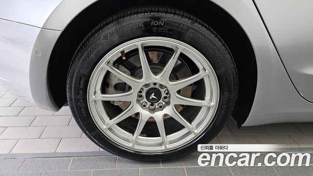 Tesla Model 3 Long Range AWD - фото 4
