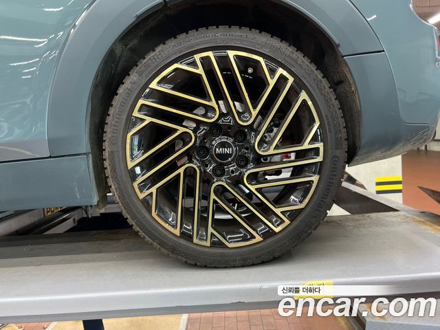 Mini Clubman Untold Edition 2nd Gen - фото 4