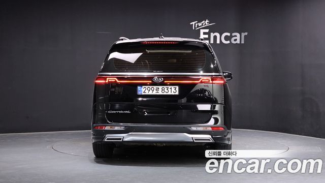 Kia Carnival 4-го поколения Gasoline 9-Seater Signature - фото 3