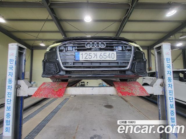 Audi A6 C8 45 TDI Quattro Premium - фото 0