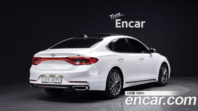 Hyundai Grandeur IG 3.0 Exclusive Special - фото 1