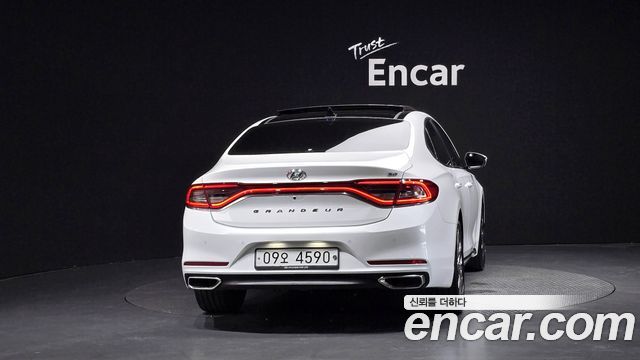 Hyundai Grandeur IG 3.0 Exclusive Special - фото 3