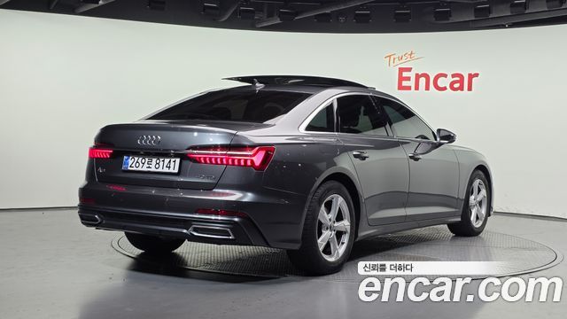 Audi A6 C8 40 TDI - фото 1