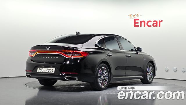Hyundai Grandeur IG, гибрид Premium - фото 1
