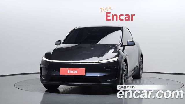 Tesla Model Y RWD - фото 2