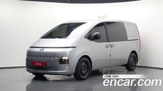 Hyundai Staria Cargo 5-Seater Smart - фото 0