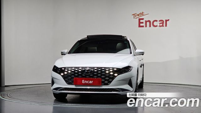 Hyundai Grandeur Новый IG, гибрид Calligraphy - фото 2