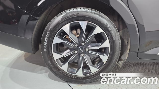 Kia Carnival 4-го поколения 7-Seater Signature - фото 4