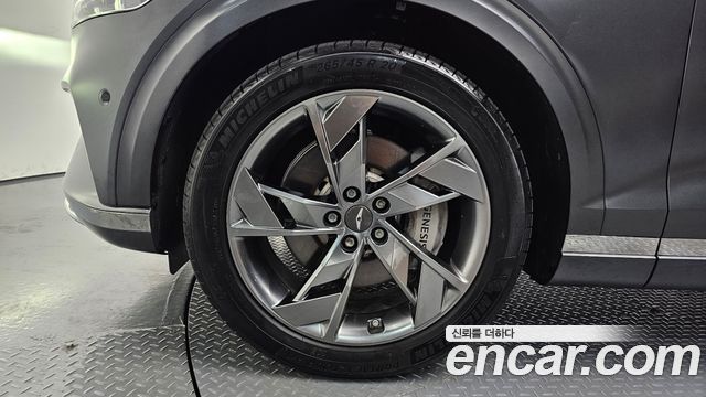 Genesis GV70 e-AWD - фото 4