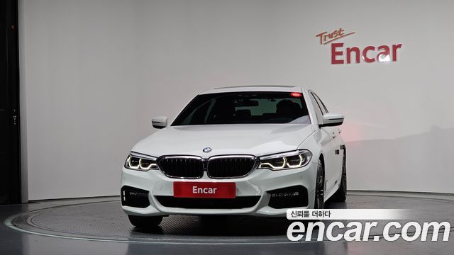 BMW 5-Series G30 540i xDrive M Sport Plus - фото 2