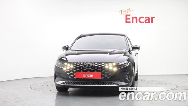 Hyundai Grandeur Новый IG, гибрид Calligraphy - фото 2