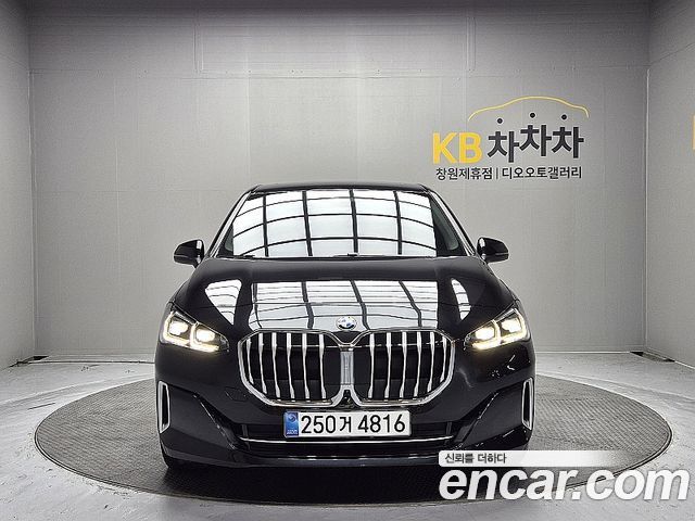 BMW 2-Series U06 220i Luxury - фото 2