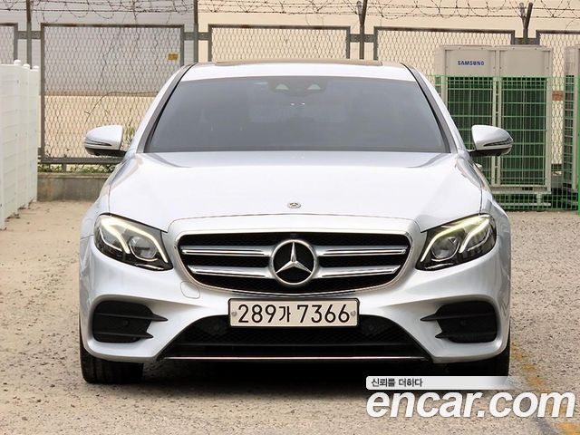 Mercedes-Benz E-Class W213 E250 AMG Line - фото 0