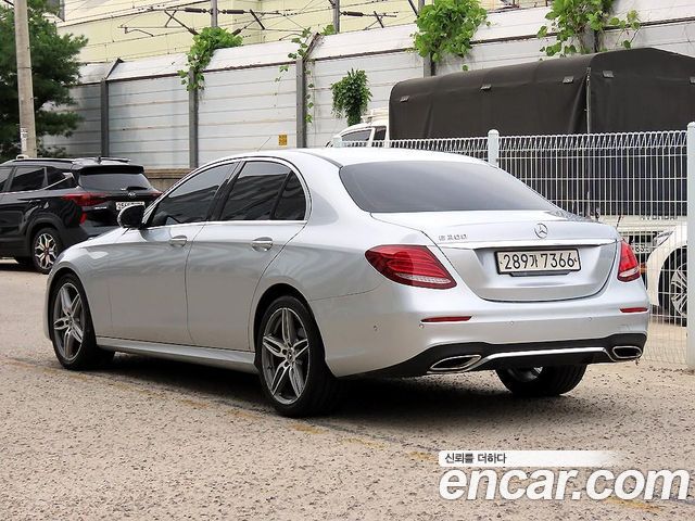 Mercedes-Benz E-Class W213 E250 AMG Line - фото 2