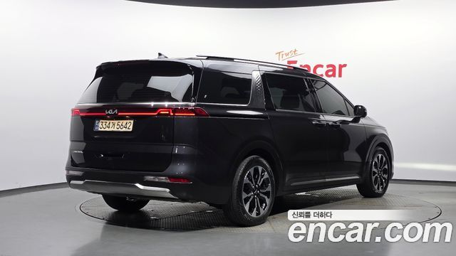 Kia Carnival 4-го поколения 9-Seater Noblesse - фото 1