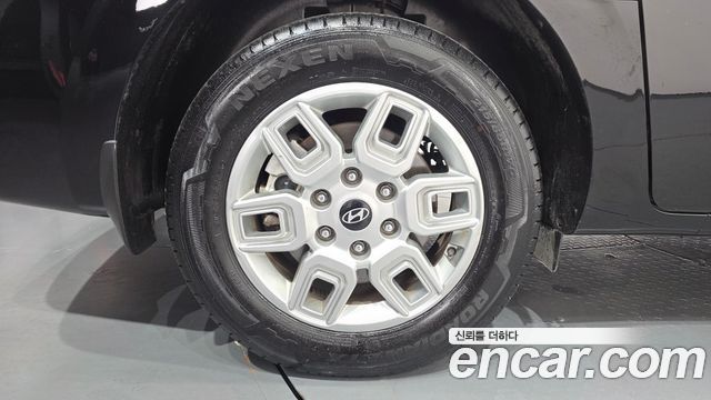 Hyundai Staria HEV 1.6 Cargo 5-Seater Modern - фото 4