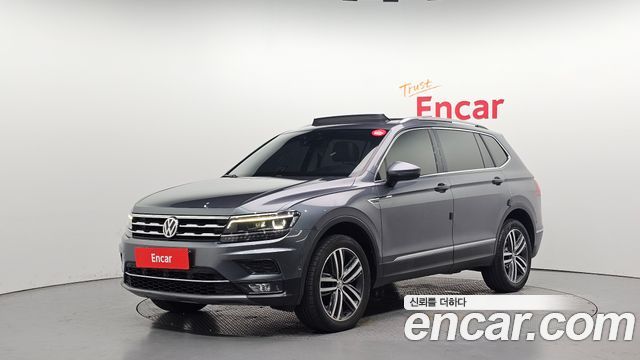 Volkswagen Tiguan 2.0 TDI Prestige - фото 0