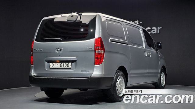 Hyundai Starex Новый Van 3-Seater Style - фото 1