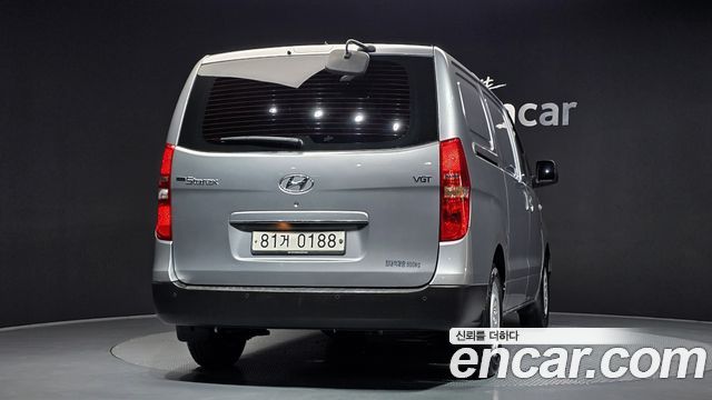 Hyundai Starex Новый Van 3-Seater Style - фото 3