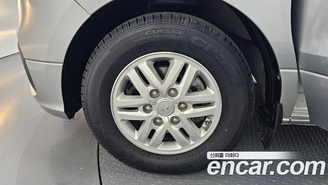 Hyundai Starex Новый Van 5-Seater Modern - фото 4