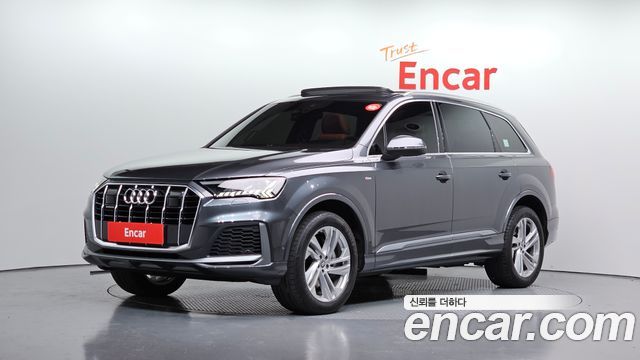 Audi Q7 45 TDI Quattro Premium - фото 0