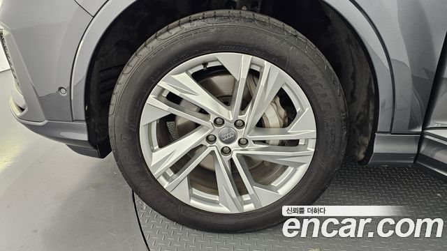 Audi Q7 45 TDI Quattro Premium - фото 4