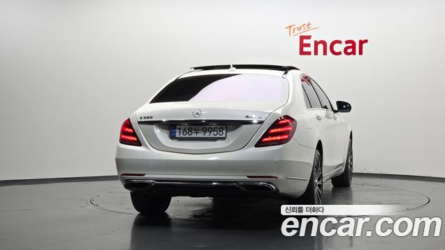Mercedes-Benz S-Class W222 S560L 4MATIC - фото 3