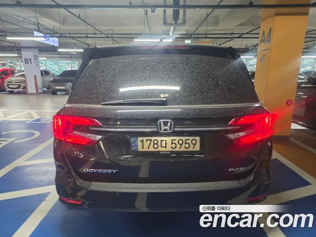 Honda Odyssey 3.5 5th - фото 3
