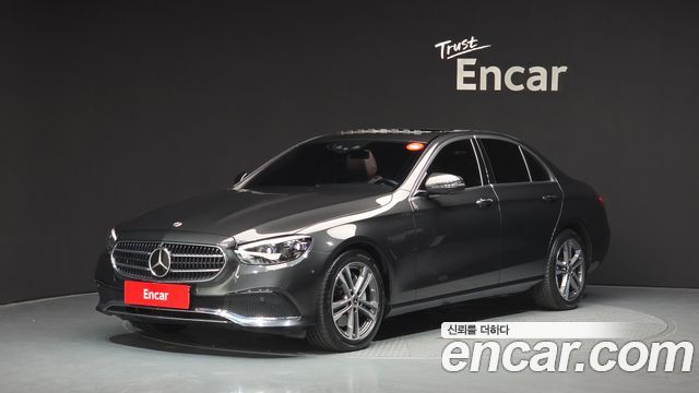 Mercedes-Benz E-Class W213 E350 4MATIC Avantgarde - фото 0