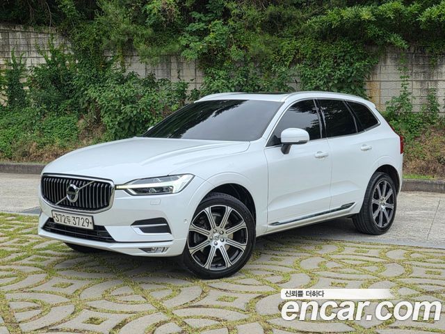 Volvo XC60 2-го поколения D5 Inscription - фото 0