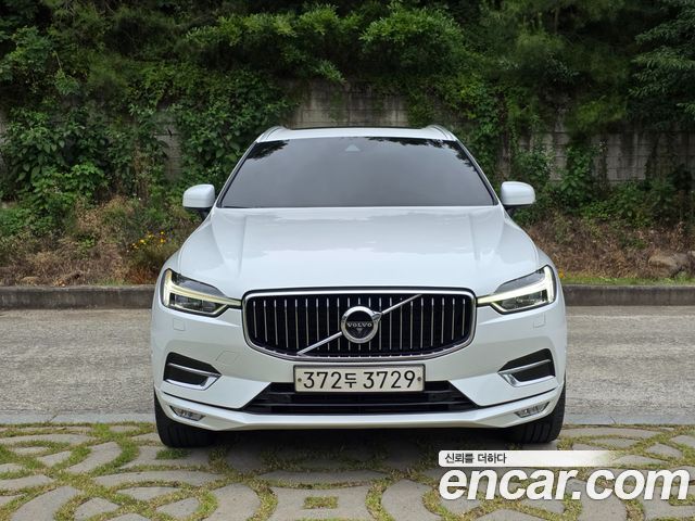 Volvo XC60 2-го поколения D5 Inscription - фото 2