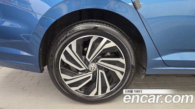 Volkswagen Jetta 7-го поколения 1.4 TSI Prestige - фото 4