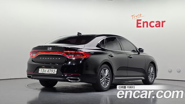 Hyundai Grandeur IG 2.4 Premium - фото 1