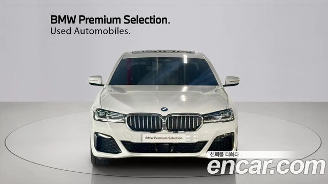BMW 5-Series G30 530i xDrive M Sport Package - фото 2