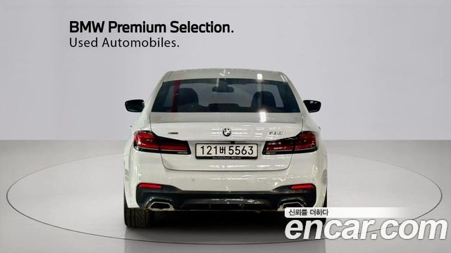 BMW 5-Series G30 530i xDrive M Sport Package - фото 3