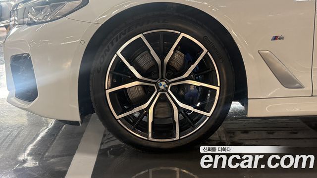 BMW 5-Series G30 530i xDrive M Sport Package - фото 4